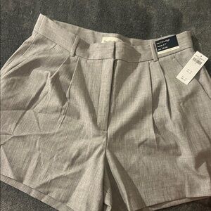 Abercrombie & Fitch Light Gray High Waist Women's Shorts